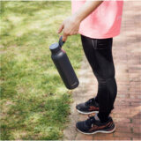 QUOKKA fľaša 630 ml – STRAP SLATE