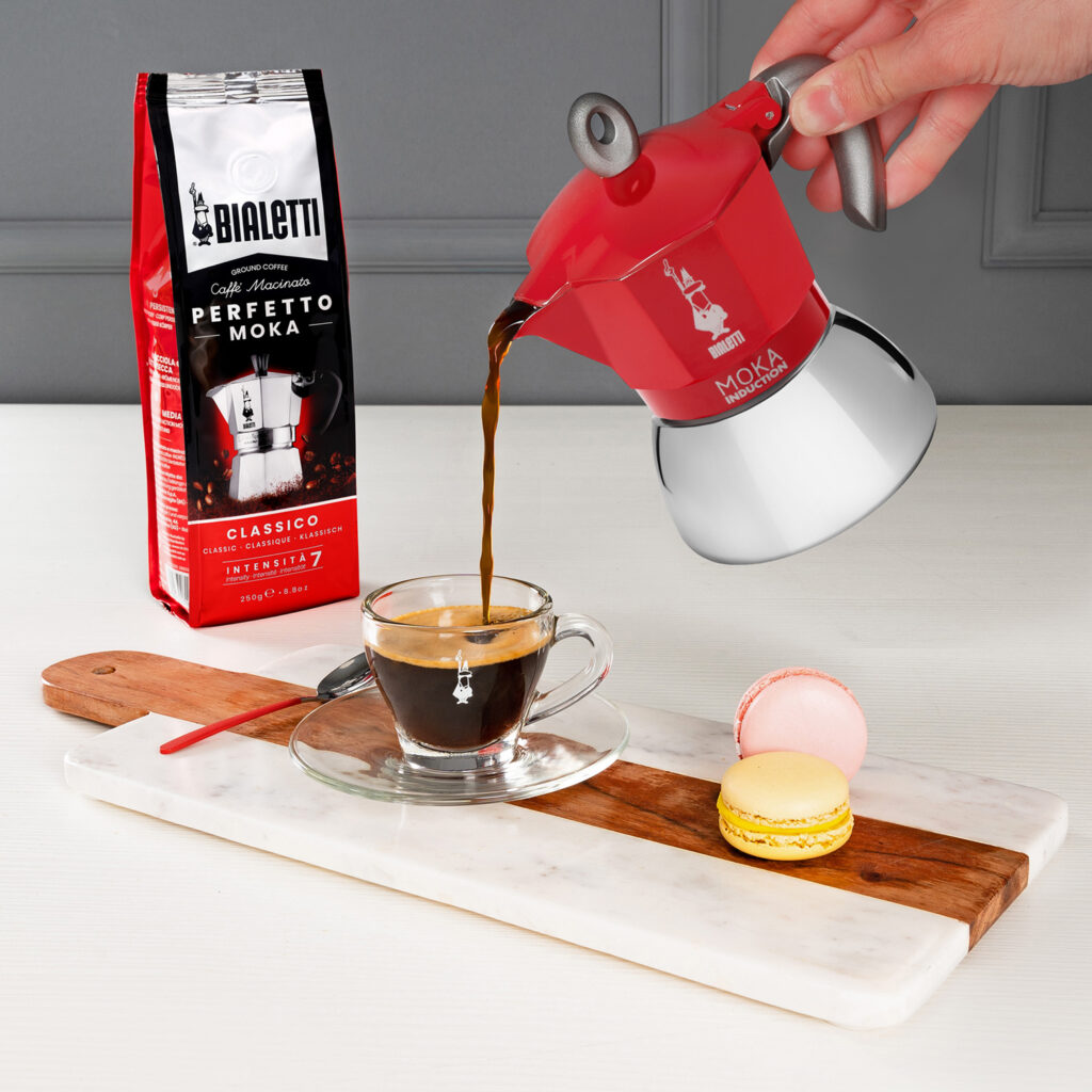 BIALETTI New Moka Induction (6 šálok) – červená