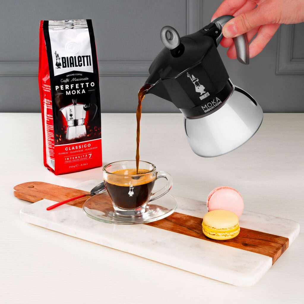 BIALETTI New Moka Induction (6 šálok) – čierna