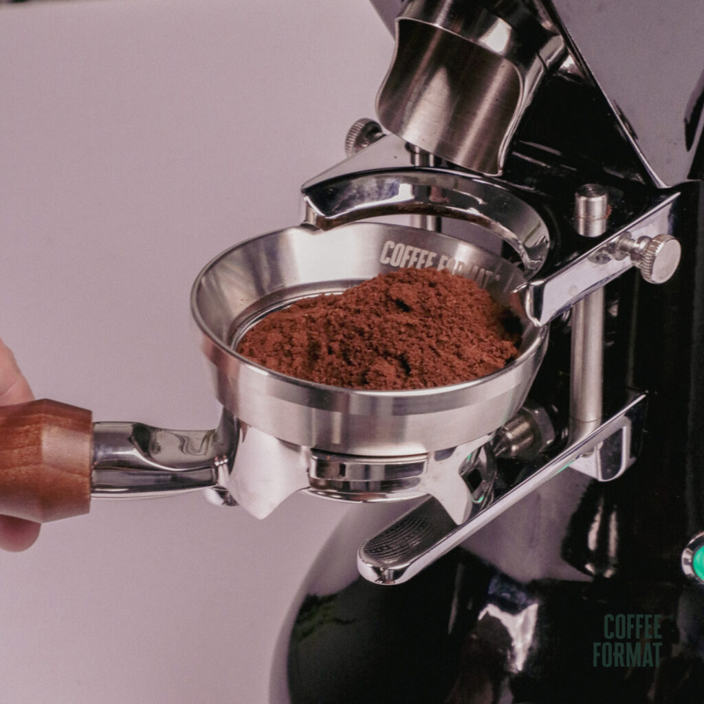 Dávkovací lievik Coffee Format DF-01